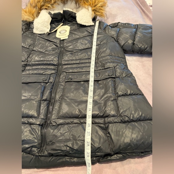 Madden Girl:XL Women Black Puffer Jacket with Faux Fur Hood Pockets - Picture 5 of 13